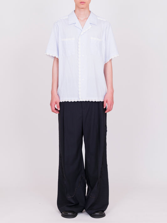 Lace Trimmed Open Collar S/S Shirt