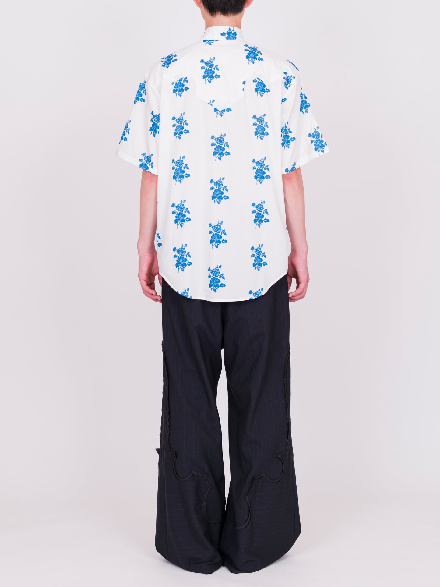 Ribbon Collar Short Sleeve Shirt