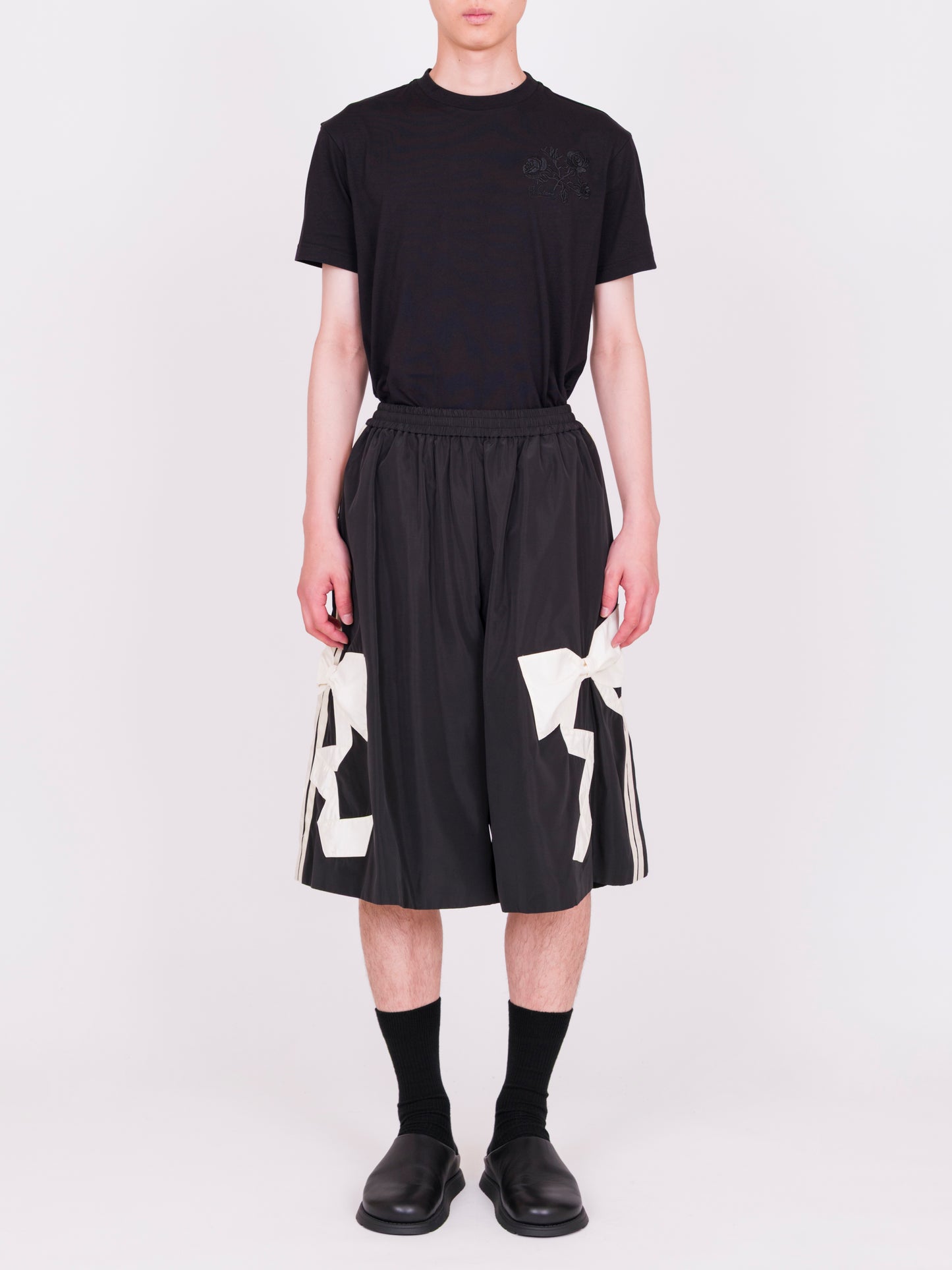 Ribbon Detail Side Line Wide Shorts