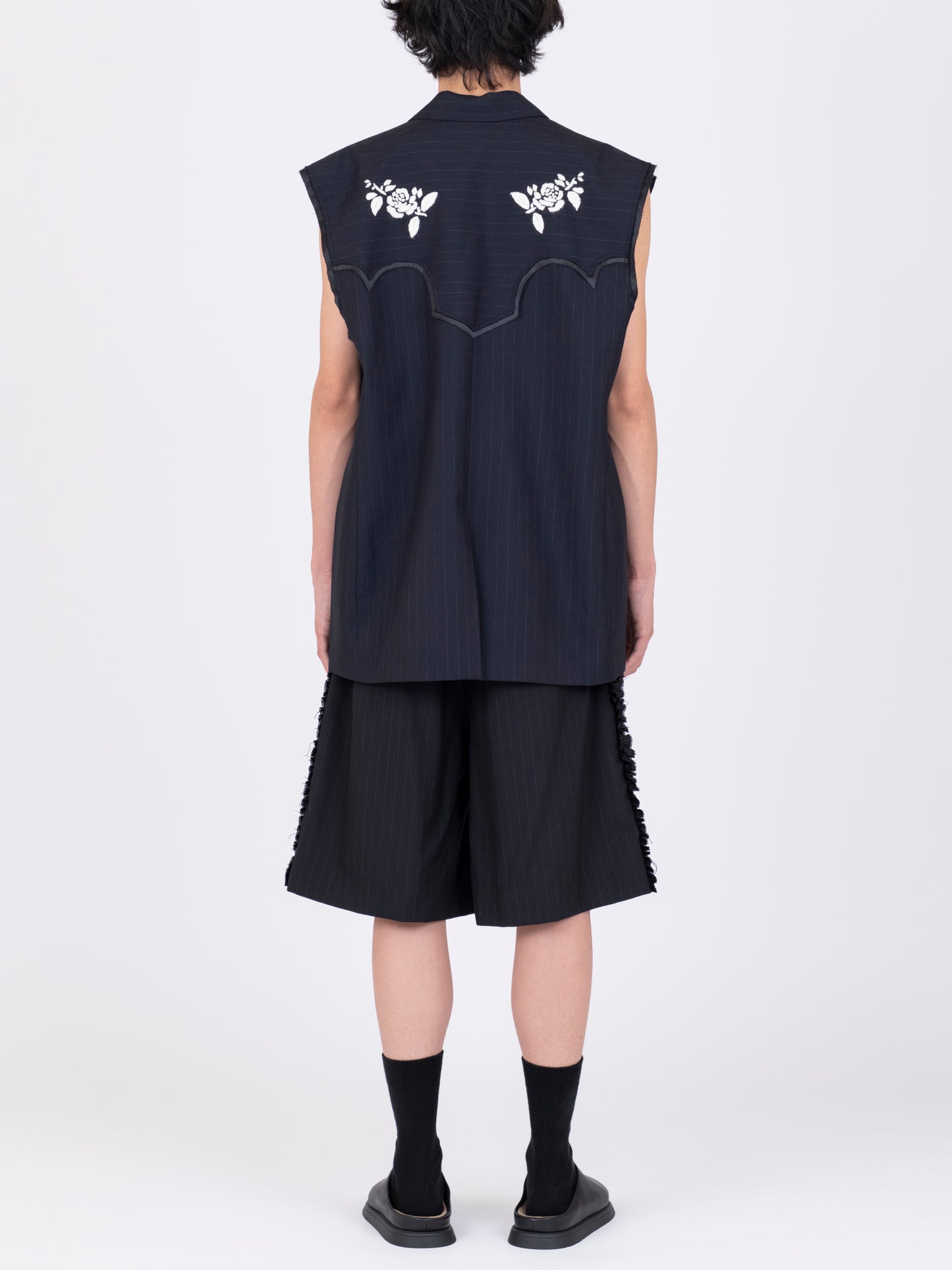 Embroidered Sleeveless Western Blazer