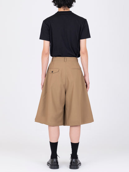 Gabardine Irregular Pleated Shorts