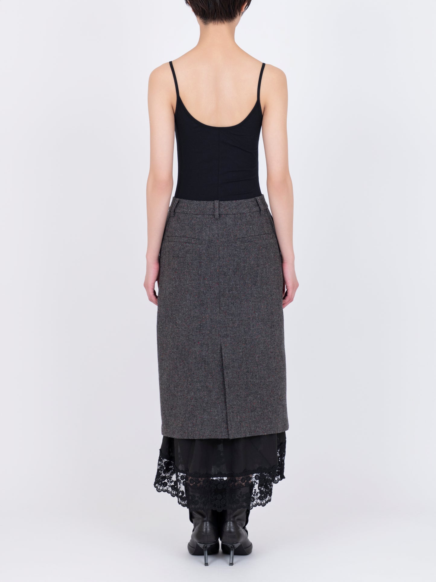 Plis Skirt Dentelle Hem