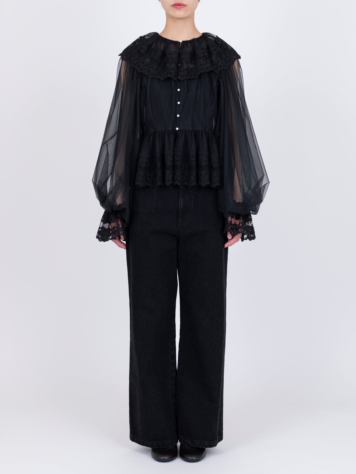 Dentelle Tape Tulle Blouse