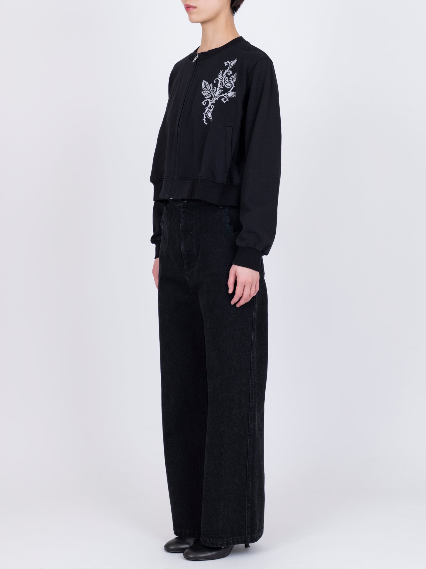 Court Jersey Cardigan -Rose Cross Stitch