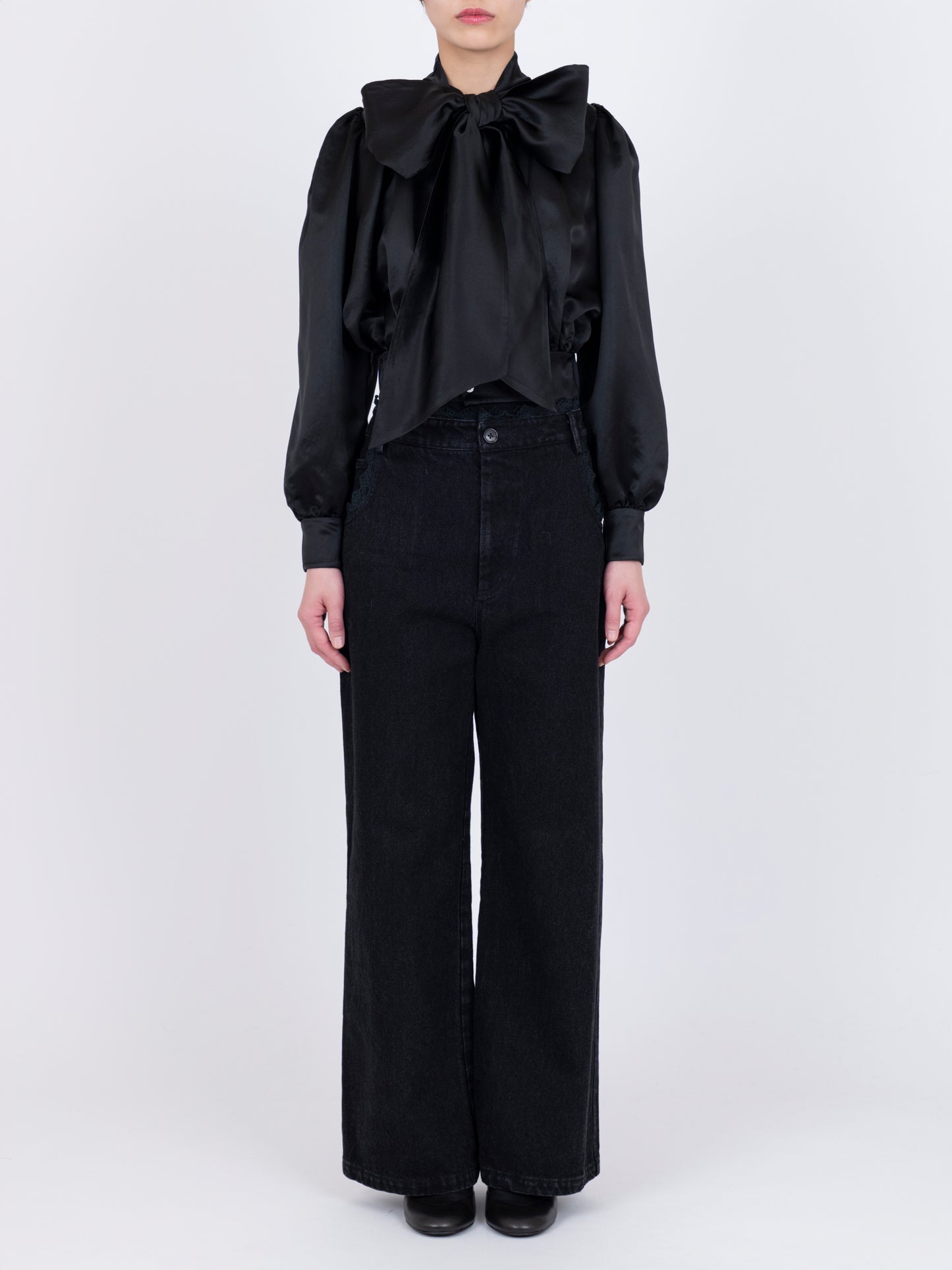 Courte Bow Blouse