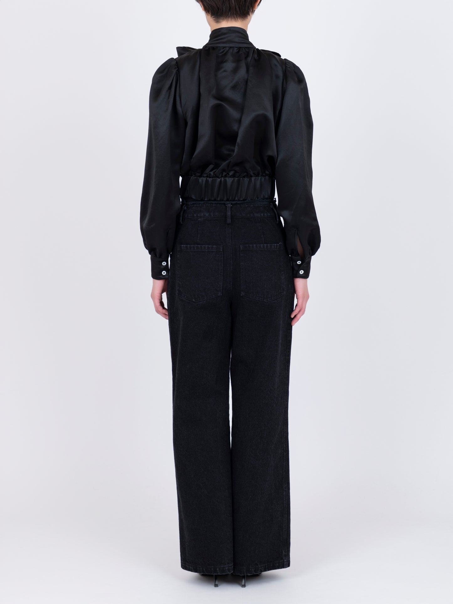 Courte Bow Blouse