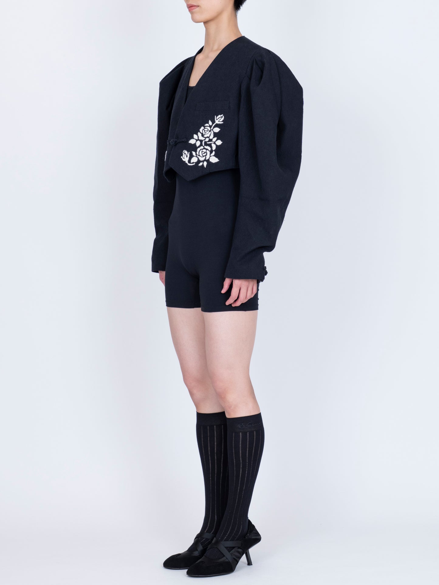 Hand Embroidered Taille Blazer