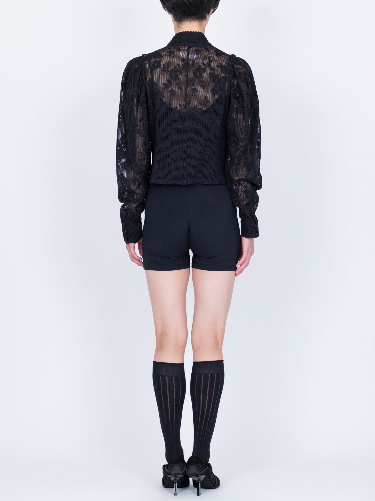 Embroidered Lace  Col Montant Top