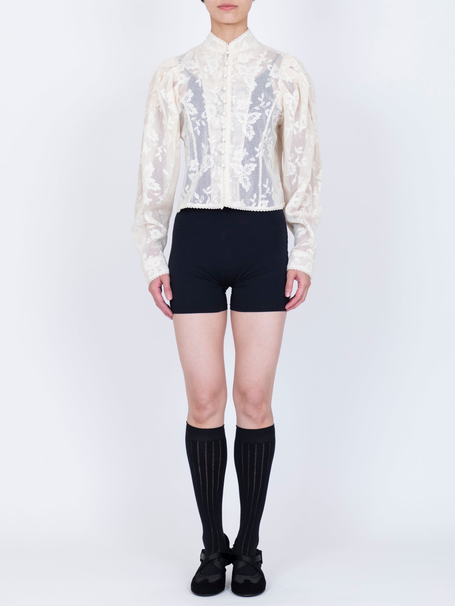 Embroidered Lace  Col Montant Top